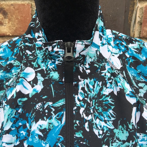 Barco Uniforms Jackets & Coats Nwt Barco Uniforms Night Bloom Scrub